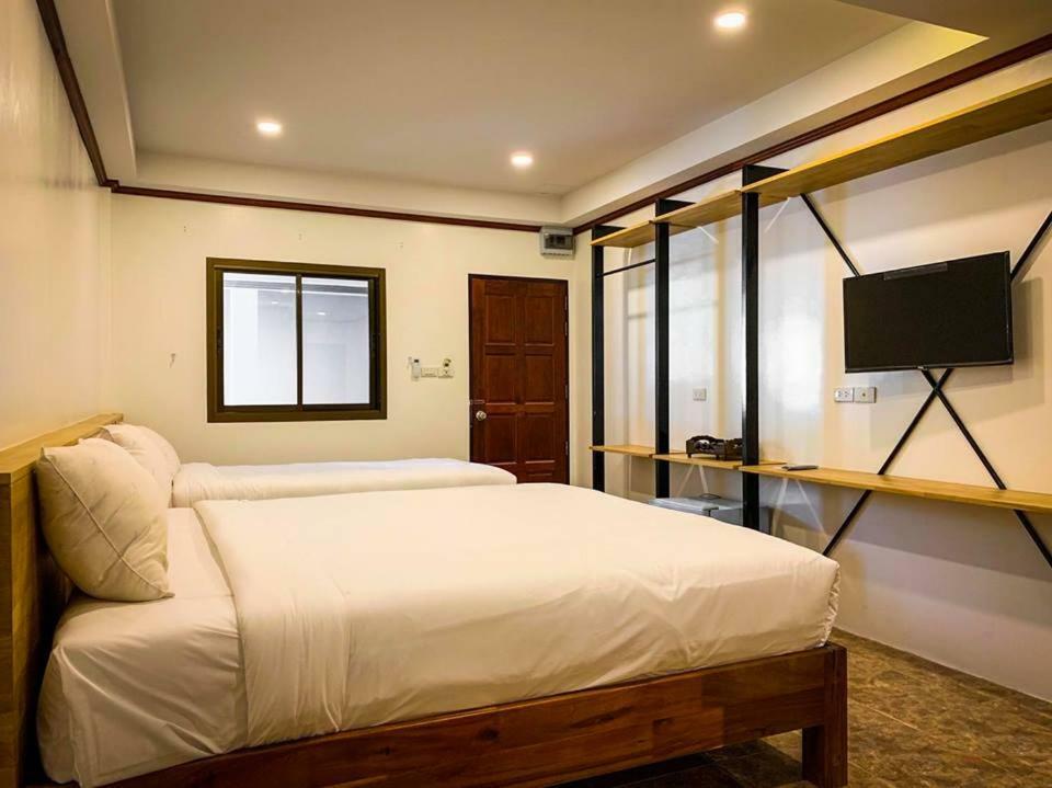 Coconut Grove Samui Hotel
