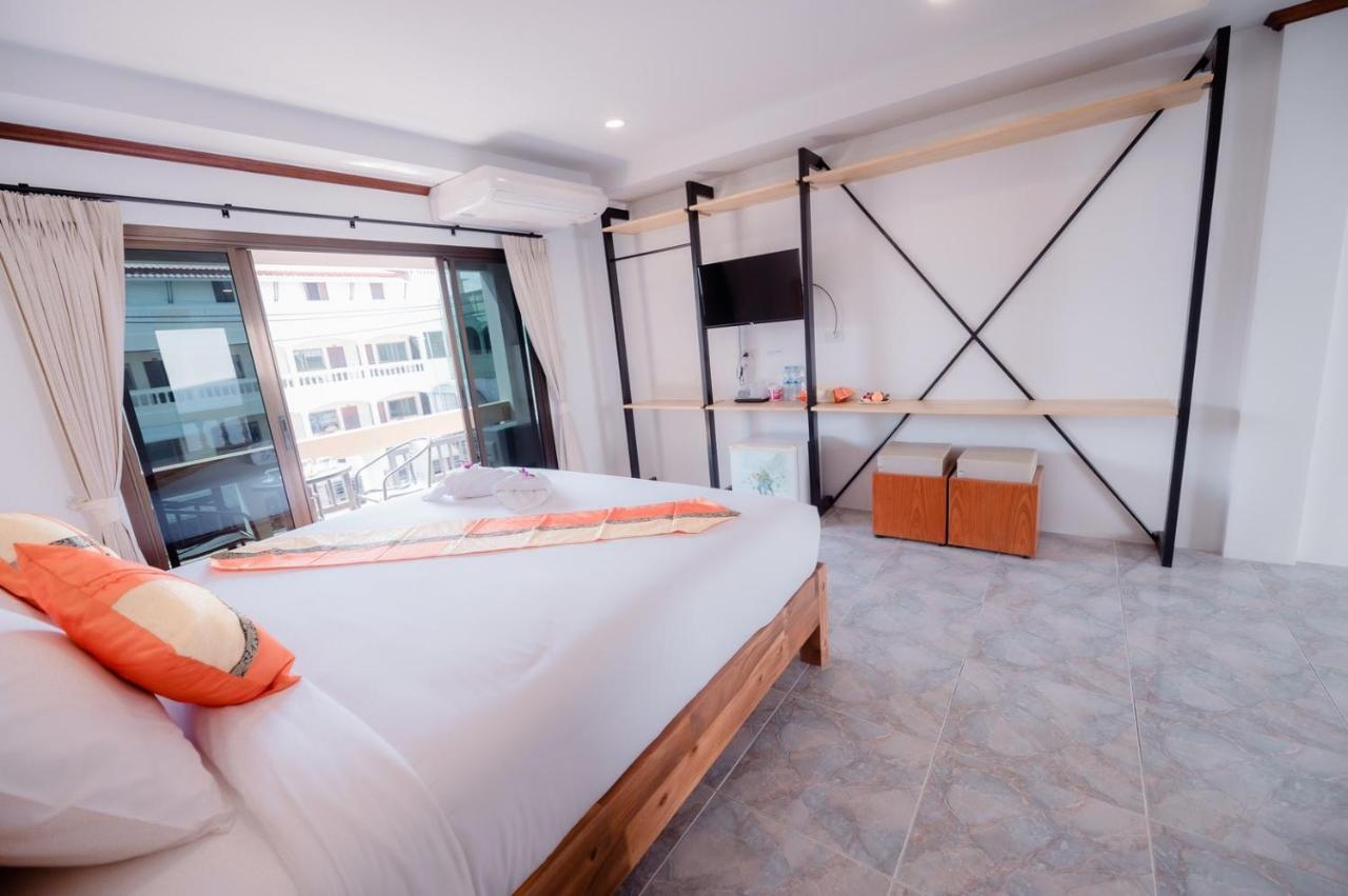 Coconut Grove Samui 3*