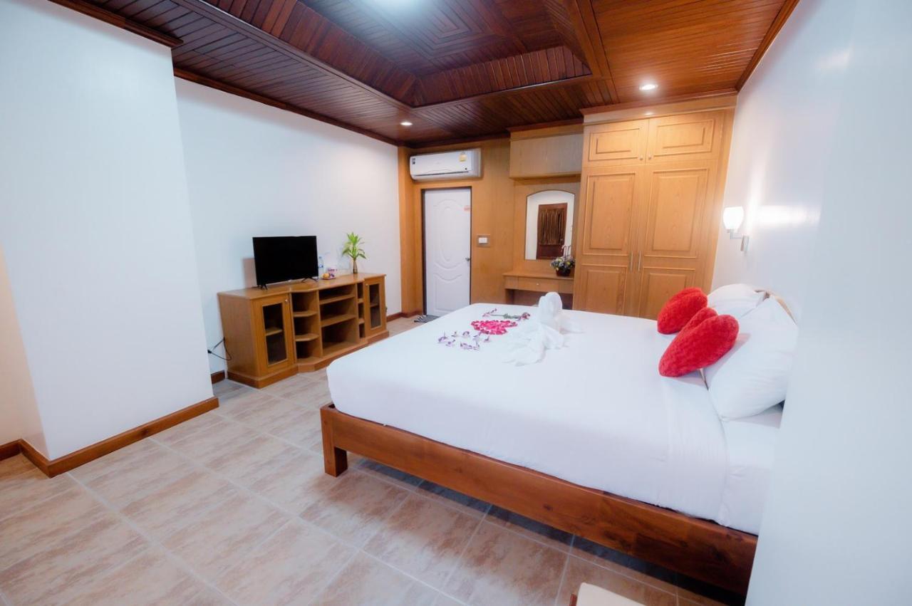 Coconut Grove Samui Hotel