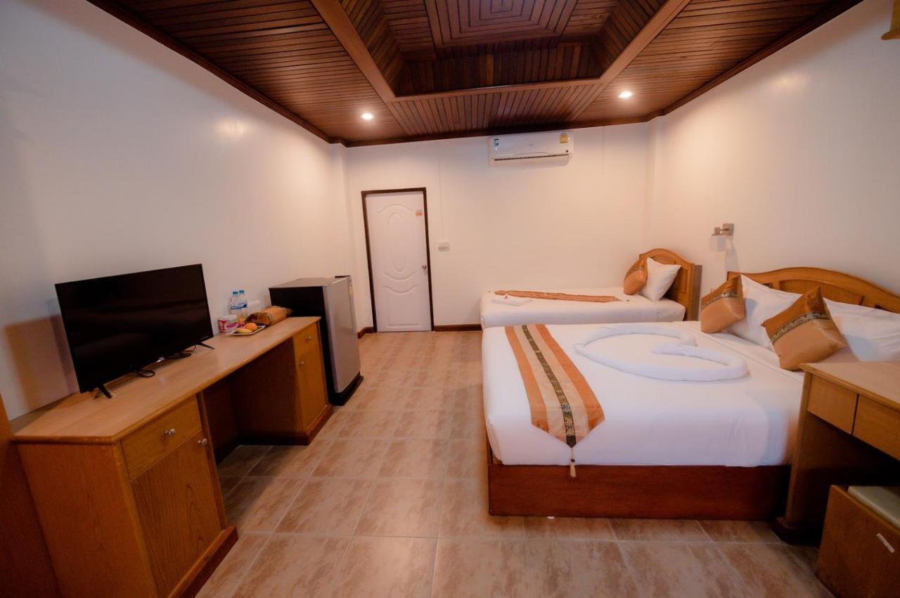 Hotel Coconut Grove 3*