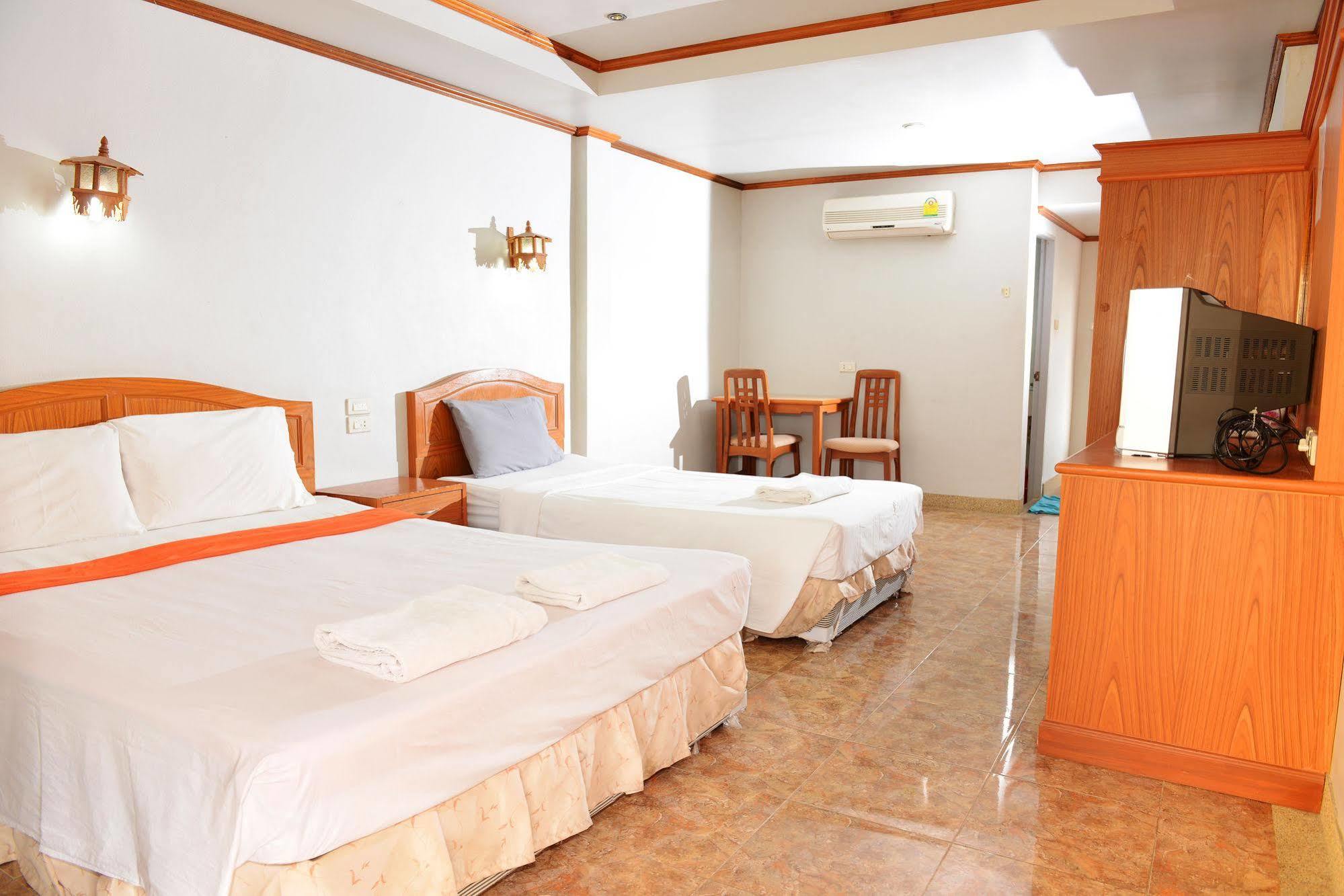 Coconut Grove Samui Hotel 3*